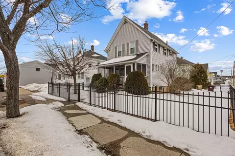 374 East St, Ludlow, MA 01056