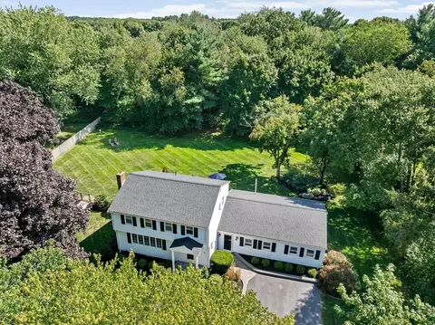 46 Brookwood Rd, Hanover, MA 02339