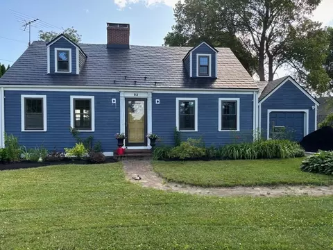 83 High Rd, Newbury, MA 01951