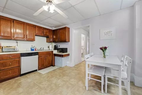 861 E Broadway, Boston, MA 02127 photo 16