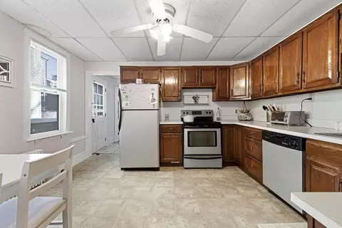 861 E Broadway, Boston, MA 02127 photo 18