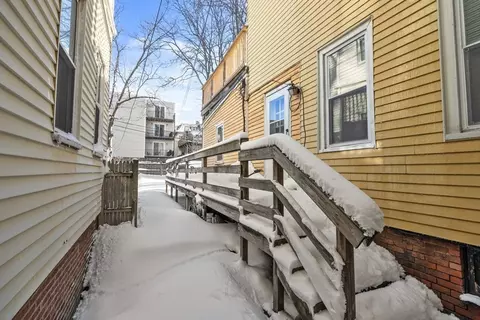 861 E Broadway, Boston, MA 02127 photo 28