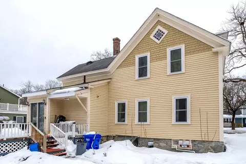 36 Brown St, Maynard, MA 01754 photo 4