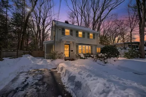 77 Wade St, Newton, MA 02461