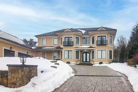 459 Dudley, Newton, MA 02459