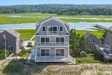 100 Salt Marsh Rd, Sandwich, MA 02537