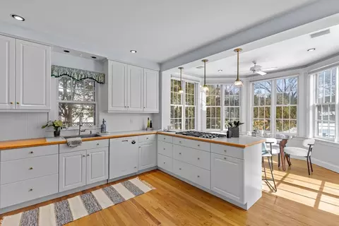100 Bradford St, Needham, MA 02492 photo 14