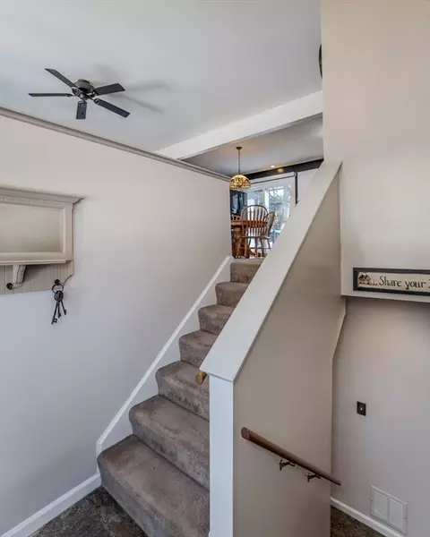 43 Marmon Ct, Springfield, MA 01129 photo 17