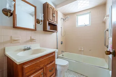 8 Apache Rd, Bellingham, MA 02019 photo 23