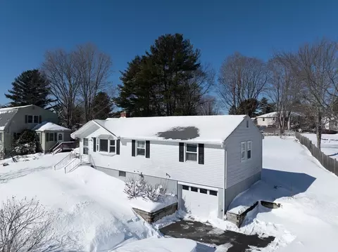 8 Apache Rd, Bellingham, MA 02019 photo 2