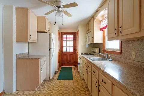 8 Apache Rd, Bellingham, MA 02019 photo 8