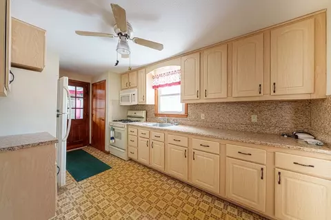 8 Apache Rd, Bellingham, MA 02019 photo 9