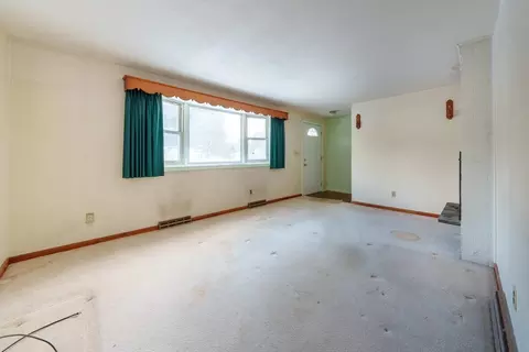 8 Apache Rd, Bellingham, MA 02019 photo 6
