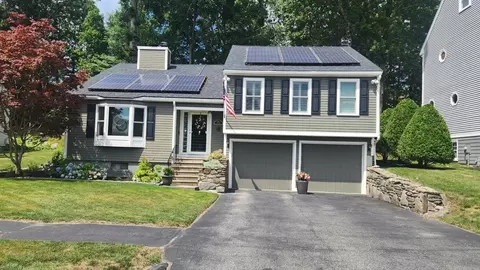 90 Bjorklund Ave, Worcester, MA 01605