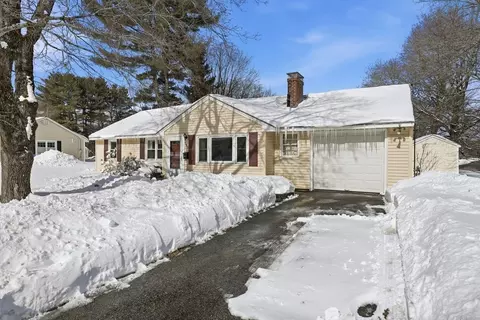153 Summer St, Maynard, MA 01754 photo 2