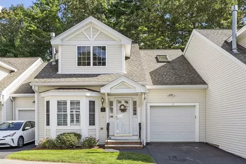 7 Squaw Creek Dr #7, Haverhill, MA 01830