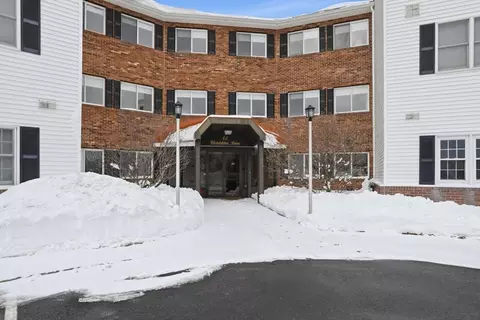 45 Christopher Dr #106, Methuen, MA 01844