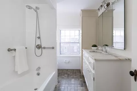 61 Toxteth St, Brookline, MA 02445 photo 17