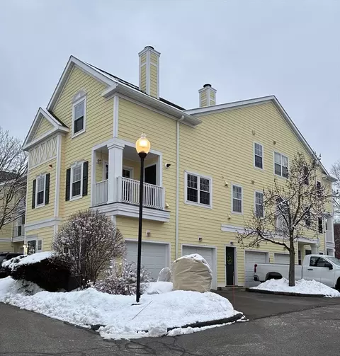 403 Gazebo Cir #403, Reading, MA 01867