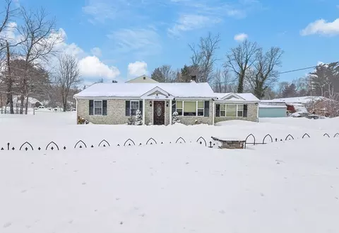 329 N Main St, Sharon, MA 02067