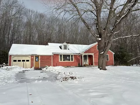 316 Main Rd, Chesterfield, MA 01012