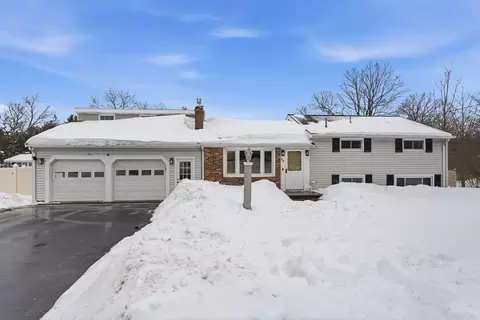 58 Holliston St, Medway, MA 02053