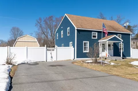 2 Colby Farm Ln #A, Newburyport, MA 01950