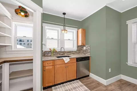 69 Ash St, Reading, MA 01867 photo 10