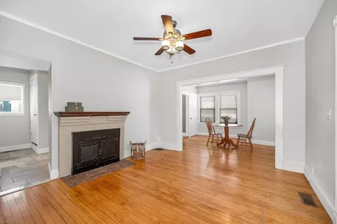 69 Ash St, Reading, MA 01867 photo 5