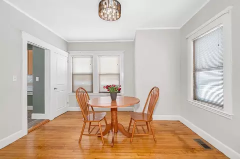 69 Ash St, Reading, MA 01867 photo 6