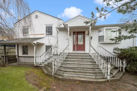 58 Manning St, North Providence, RI 02911
