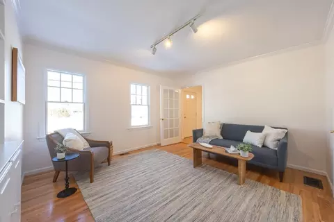 Living - 81 Parish Rd, Needham, MA 02494 photo 3 of 9