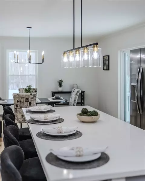 Dining - 6 Winslow Rd, Ware, MA 01082 photo 1 of 3