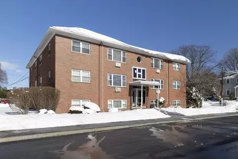 40 Whitman Rd #2-1, Waltham, MA 02453