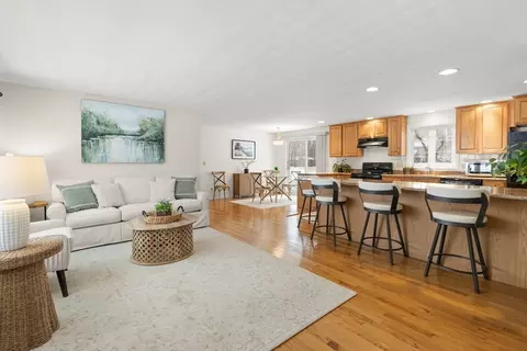 12 Tulane Rd, Danvers, MA 01923 photo 3