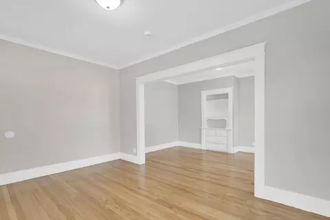 27 Parallel St, Springfield, MA 01104 photo 9
