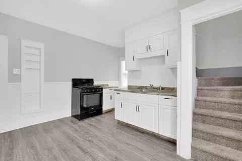 27 Parallel St, Springfield, MA 01104 photo 15