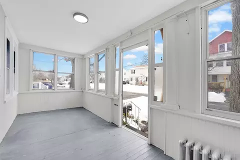27 Parallel St, Springfield, MA 01104 photo 5
