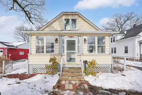 27 Parallel St, Springfield, MA 01104