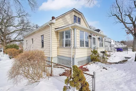 27 Parallel St, Springfield, MA 01104 photo 3