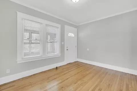 27 Parallel St, Springfield, MA 01104 photo 7