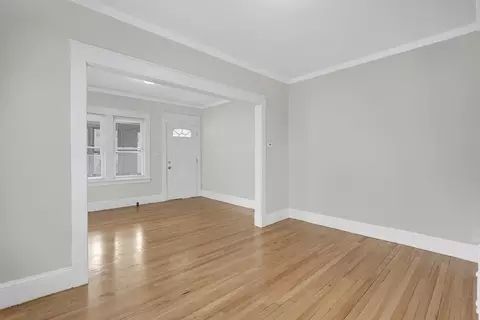27 Parallel St, Springfield, MA 01104 photo 12