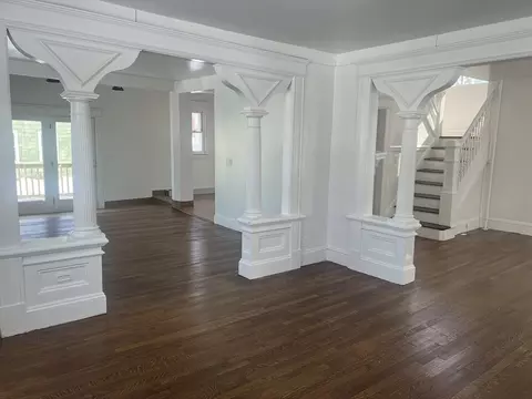 89 Bristol St, Springfield, MA 01109 photo 11