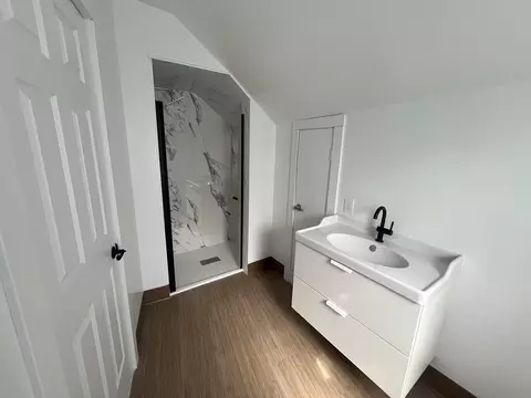 89 Bristol St, Springfield, MA 01109 photo 30
