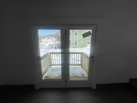 89 Bristol St, Springfield, MA 01109 photo 17