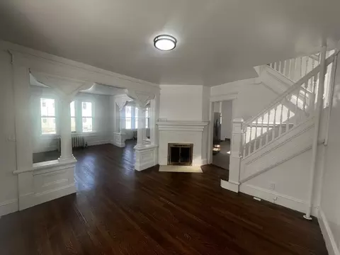 89 Bristol St, Springfield, MA 01109 photo 6