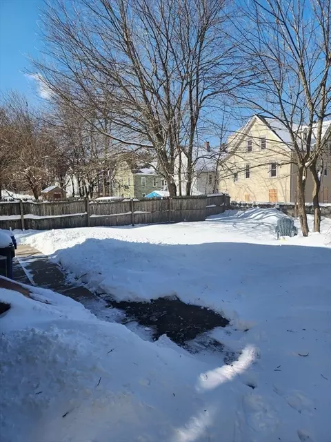66 Palmer Ave, Springfield, MA 01108 photo 2