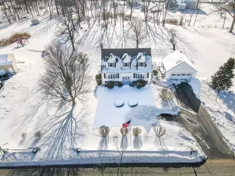 287 Fox Ave, Dracut, MA 01826 photo 2