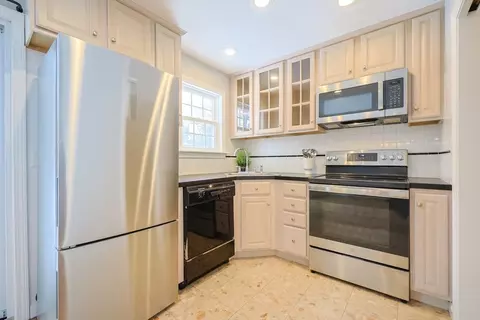 75 Sandy Pond Rd #24, Ayer, MA 01432
