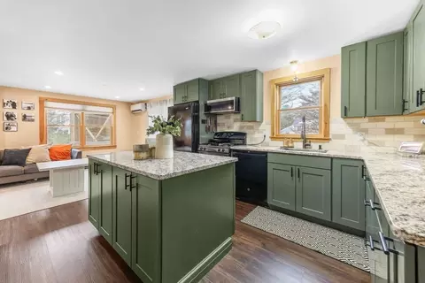 25 Rainbow Ln, Mashpee, MA 02649 photo 10